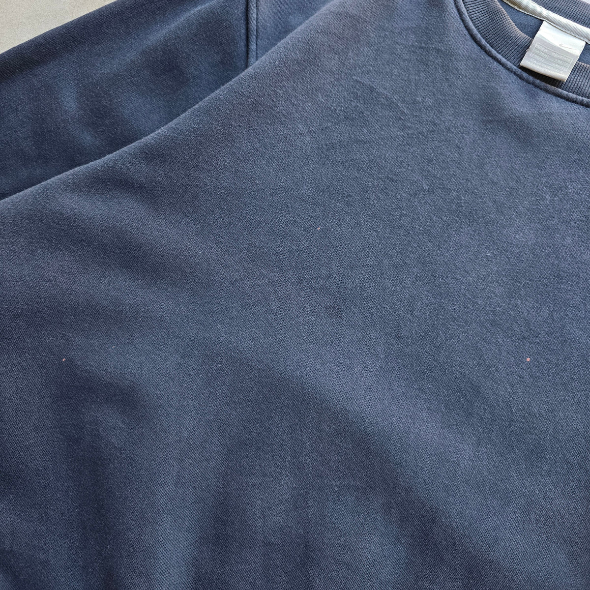 Vintage 2000's Nike Mini Swoosh Sweatshirt - M