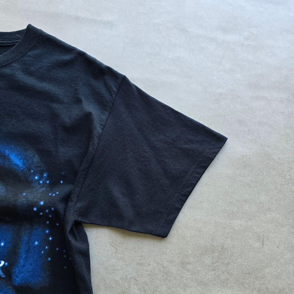 2009 Avatar Tee - L