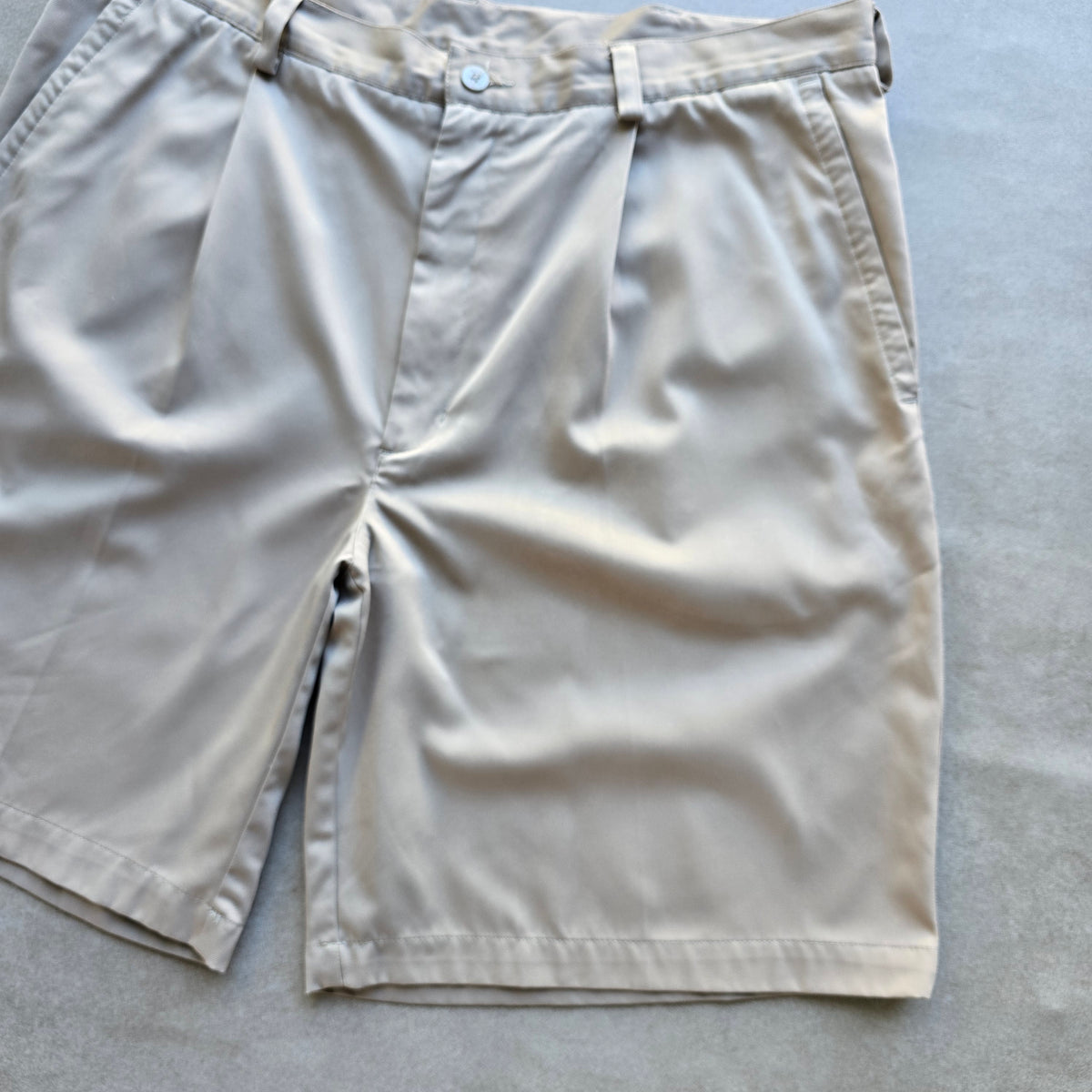 Vintage 2000's Nike Golf Shorts - 38