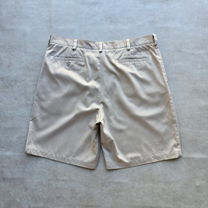 Vintage 2000's Nike Golf Shorts - 38