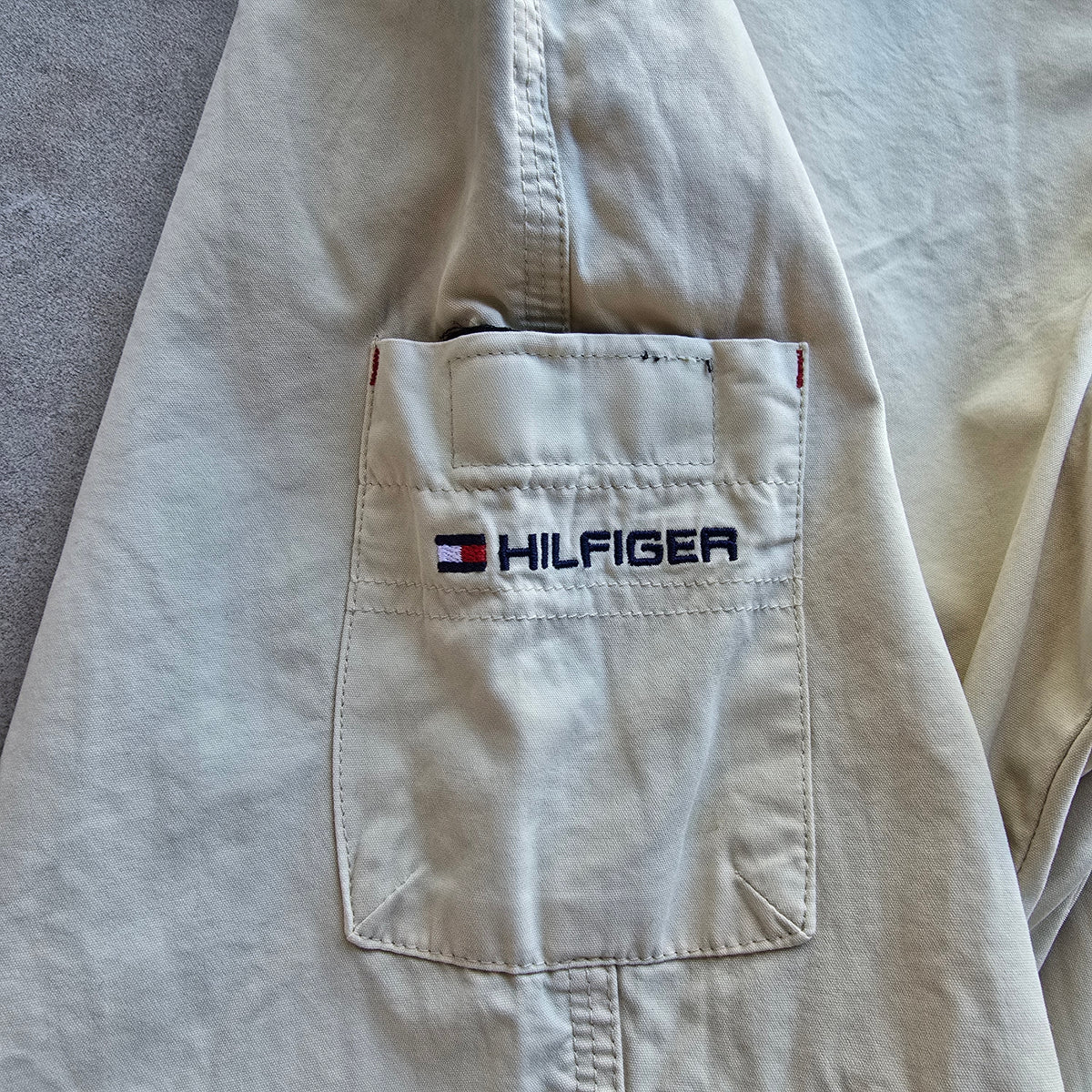Vintage 2000's Tommy Hilfiger Shorts - 32