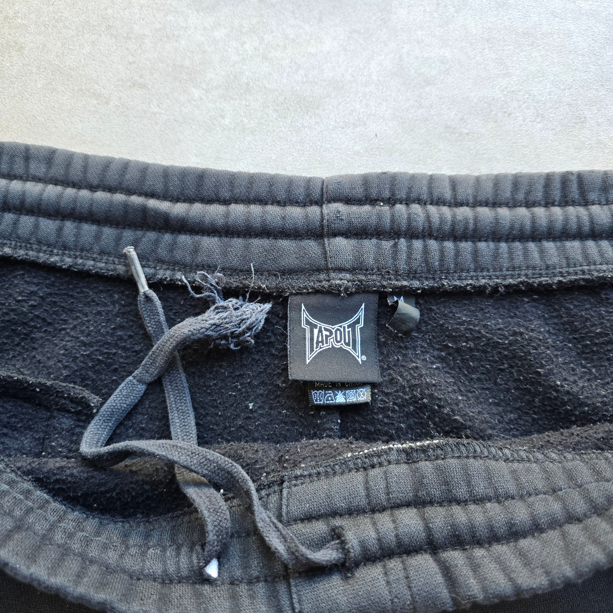 Vintage 2000's Tapout Sweatpants - L/XL