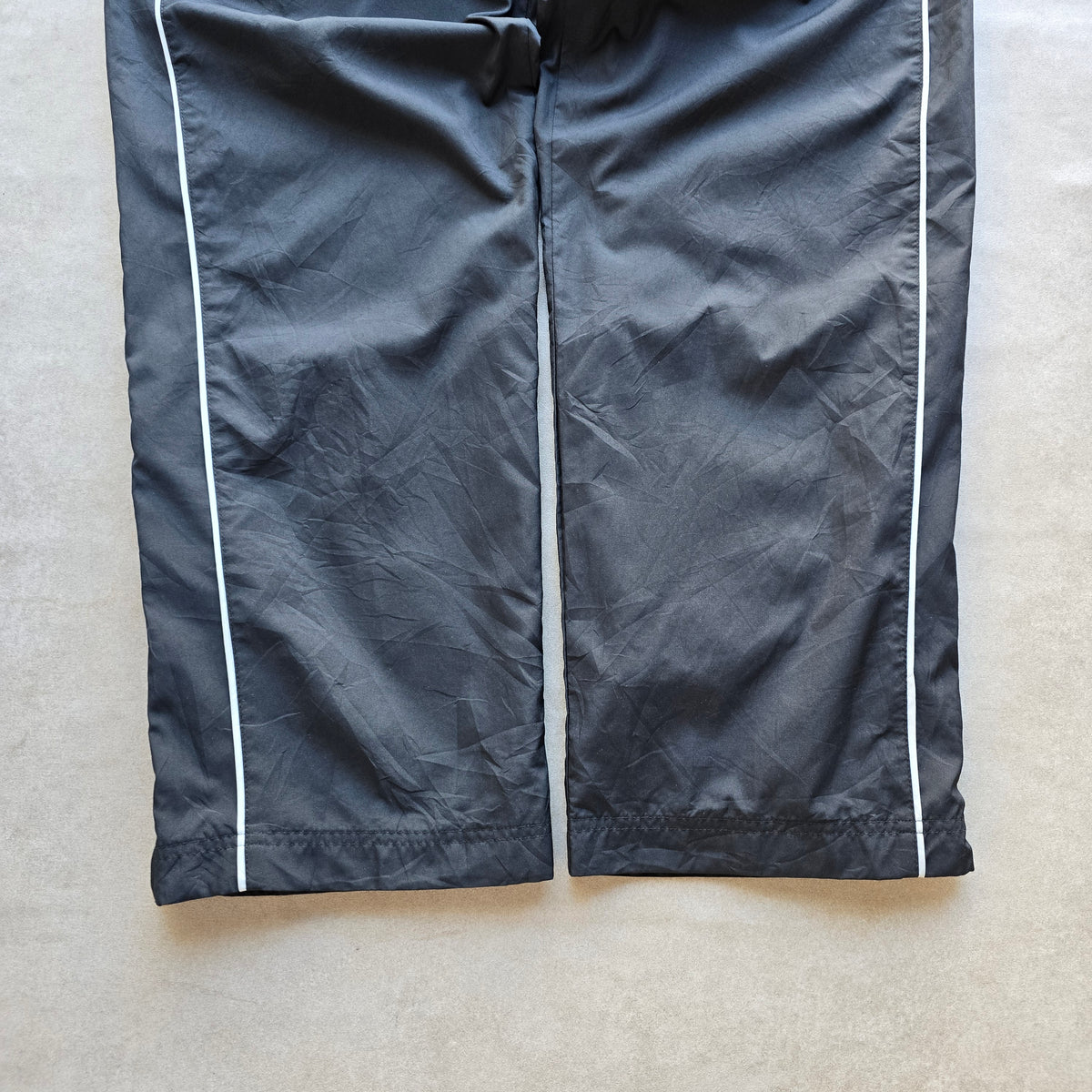 Vintage 2000's Nike Mini Swoosh Track Pants - M