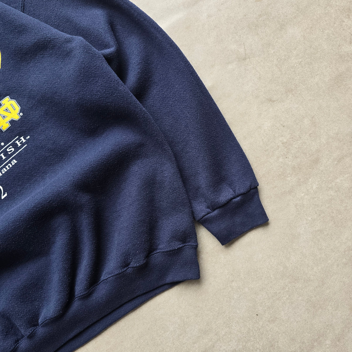 Vintage 90's Notre Dame Fighting Irish Sweatshirt - M/L