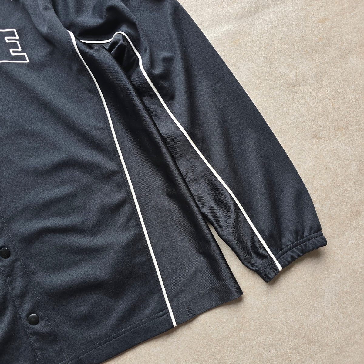 Nike Spellout Long Sleeve Basketball Snap Shirt - M