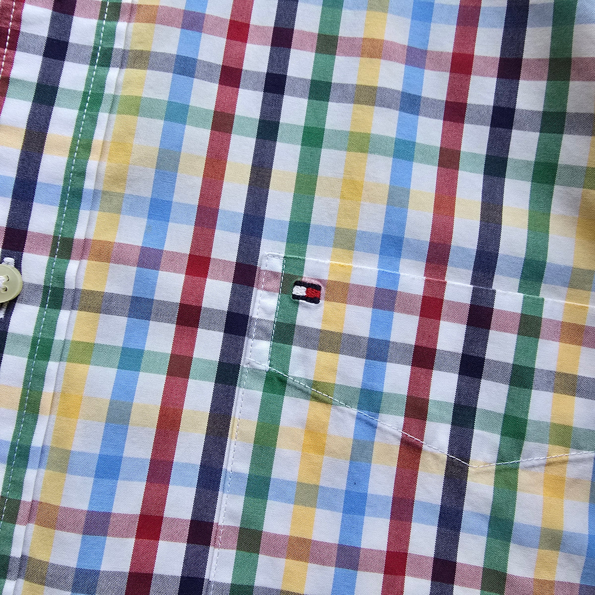 Vintage 2000's Tommy Hilfiger Plaid Short Sleeve Button Up Shirt - XL