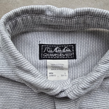 Vintage 2000's Quiksilver Short Sleeve Button Up Shirt - L/XL