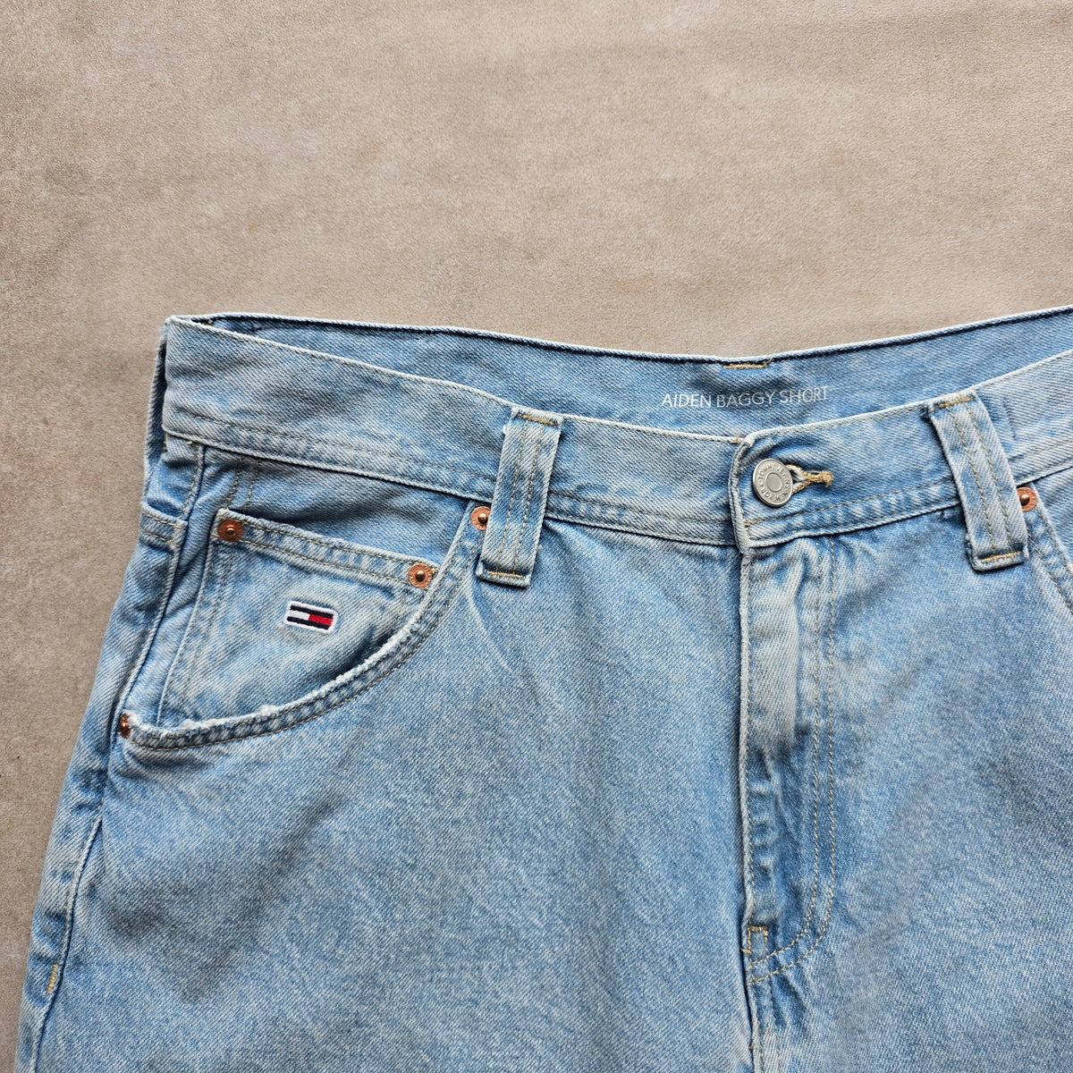 Tommy Hilfiger Aiden Baggy Denim Shorts - 32