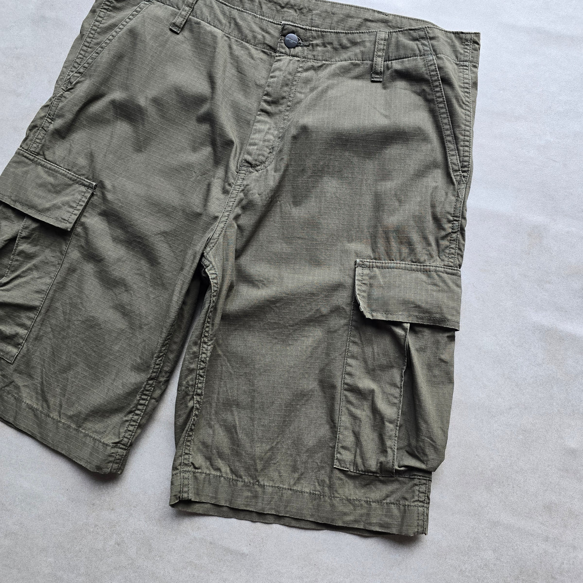 Carhartt WIP Regular Cargo Shorts - 36