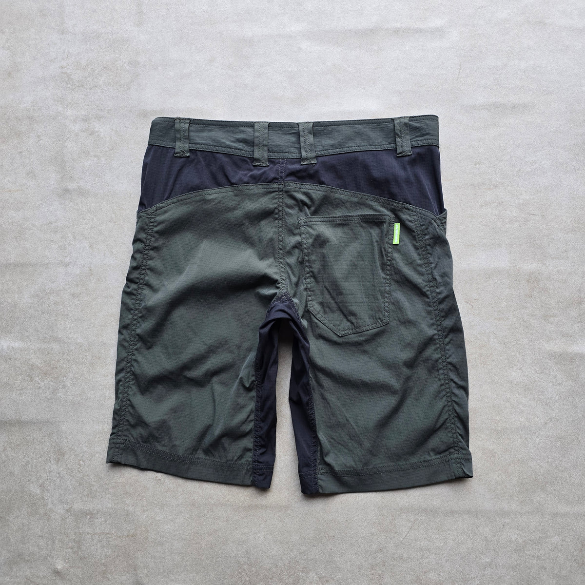 Kathmandu Lightweight Cargo Shorts - 32