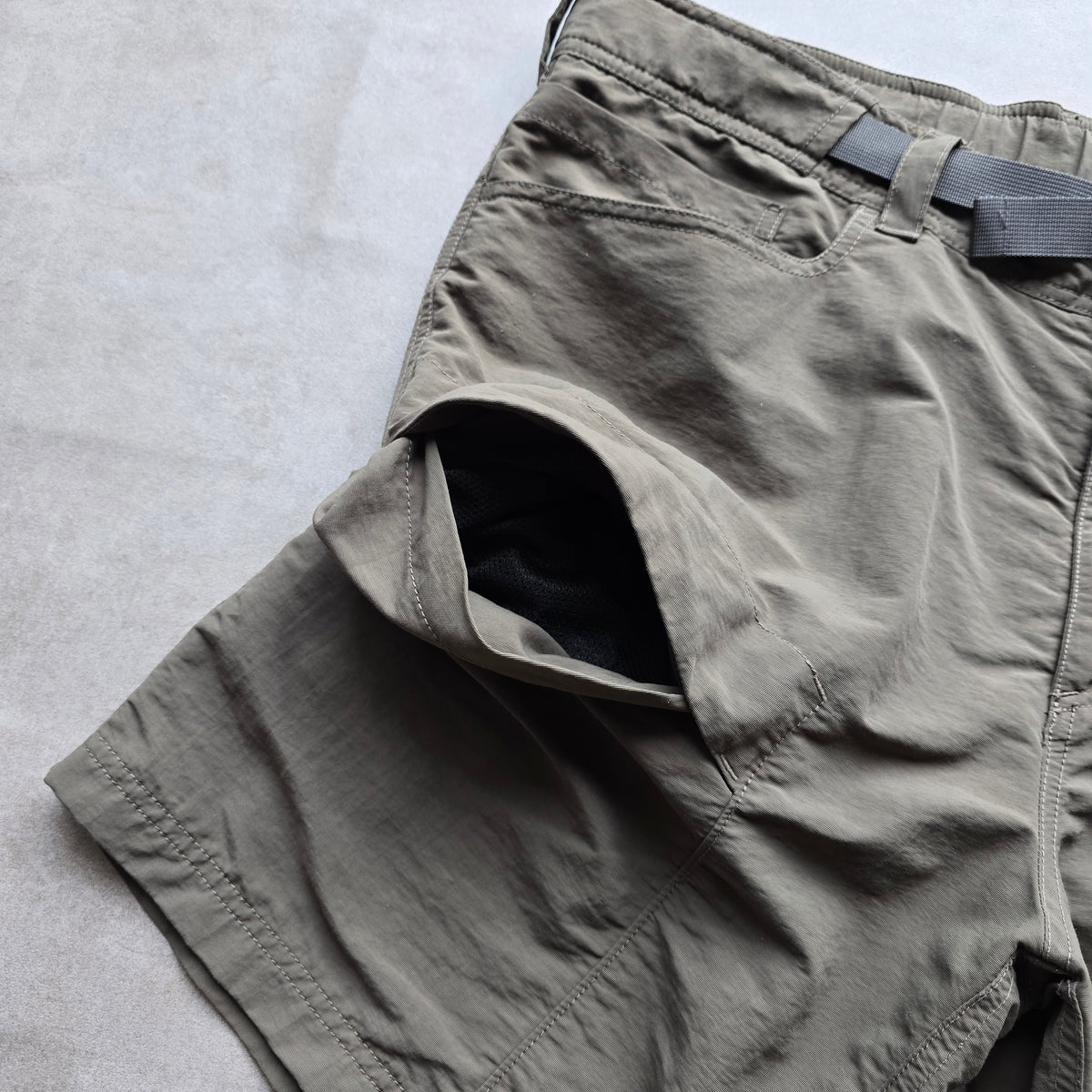 The North Face Belted Cargo Shorts - L/XL