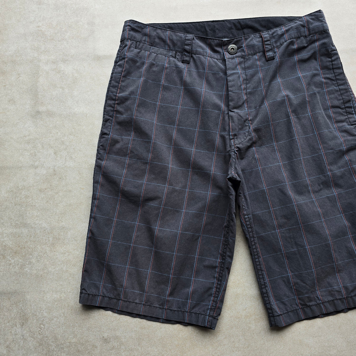 Vintage 2000's Kathmandu Plaid Shorts - S