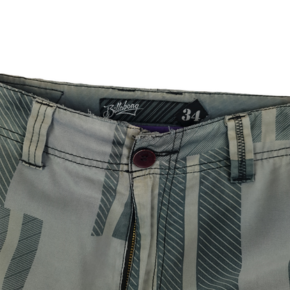 Billabong Cargo Shorts - 34