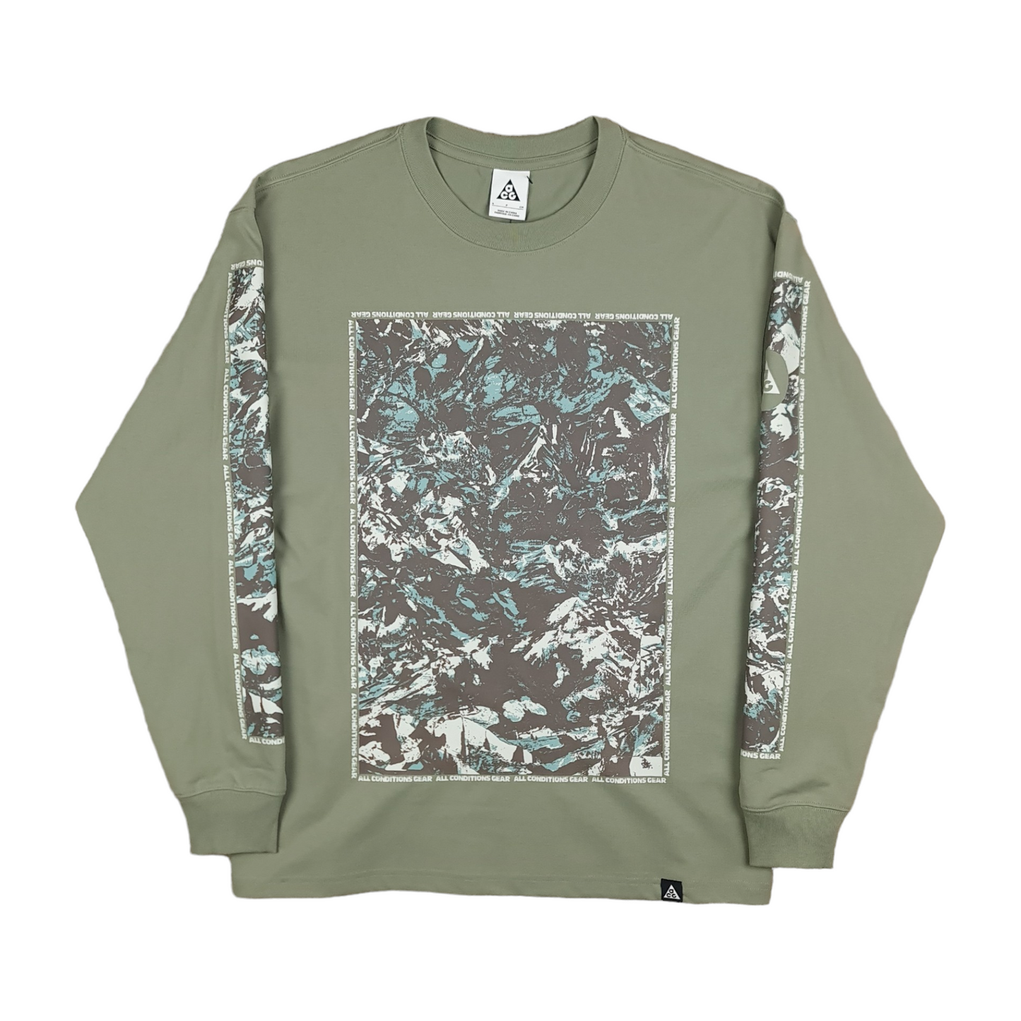 Nike ACG Cave Long Sleeve Tee - S