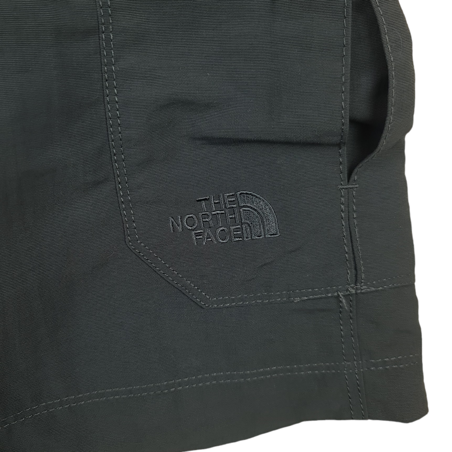 The North Face Nylon Cargo Shorts - L