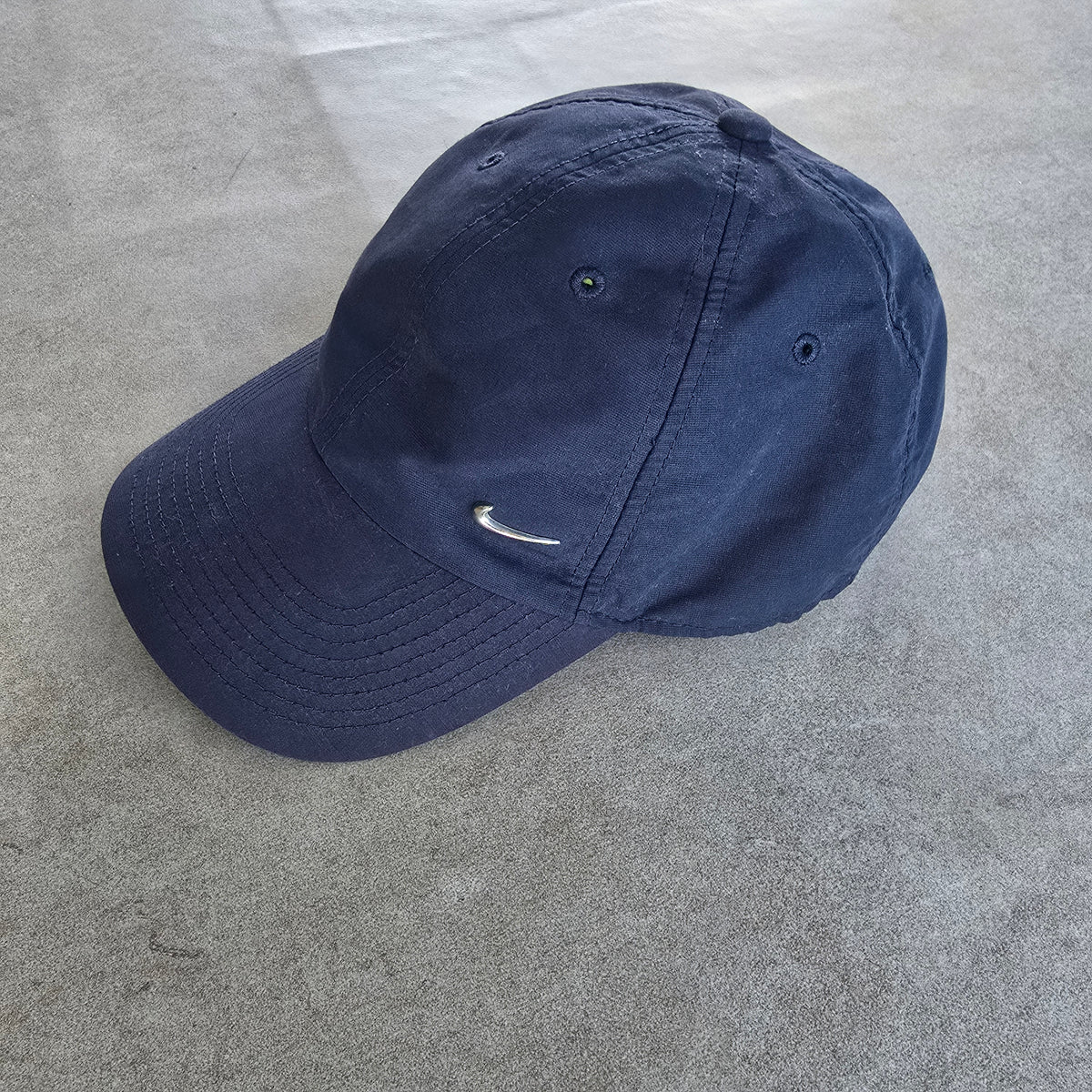 Nike Metal Logo Navy Blue Cap