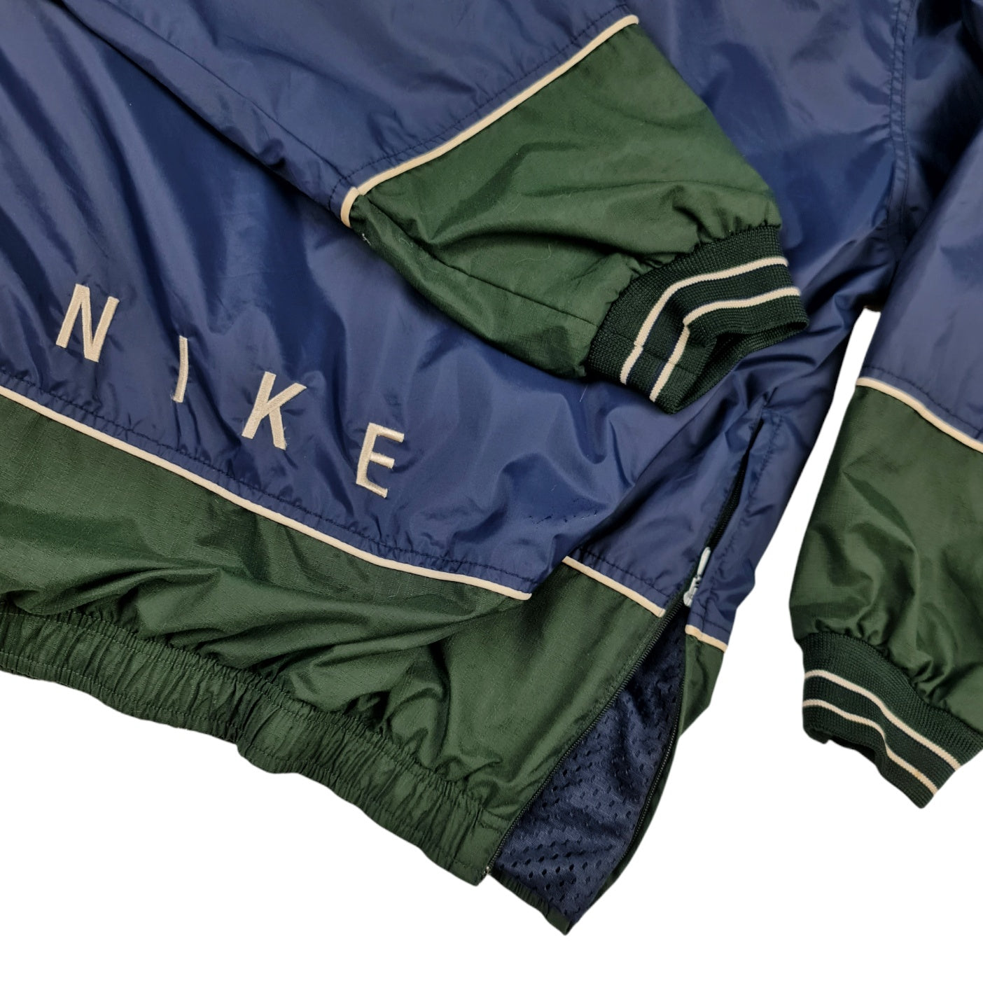 Vintage Nike Jacket - WMNS L