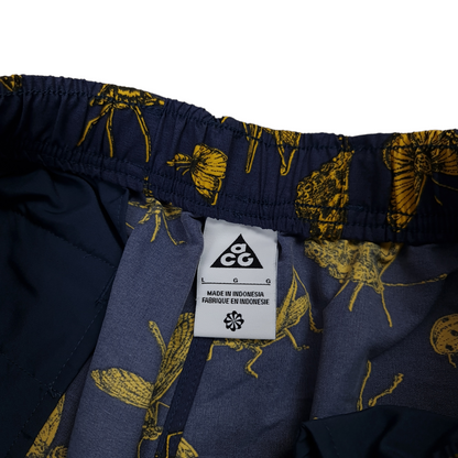 Nike ACG Shorts - L